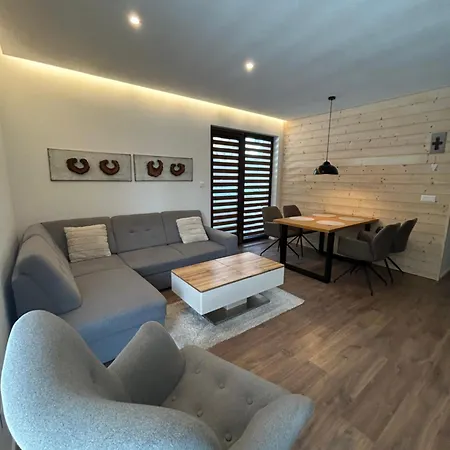Apartment Eskimo Bystra